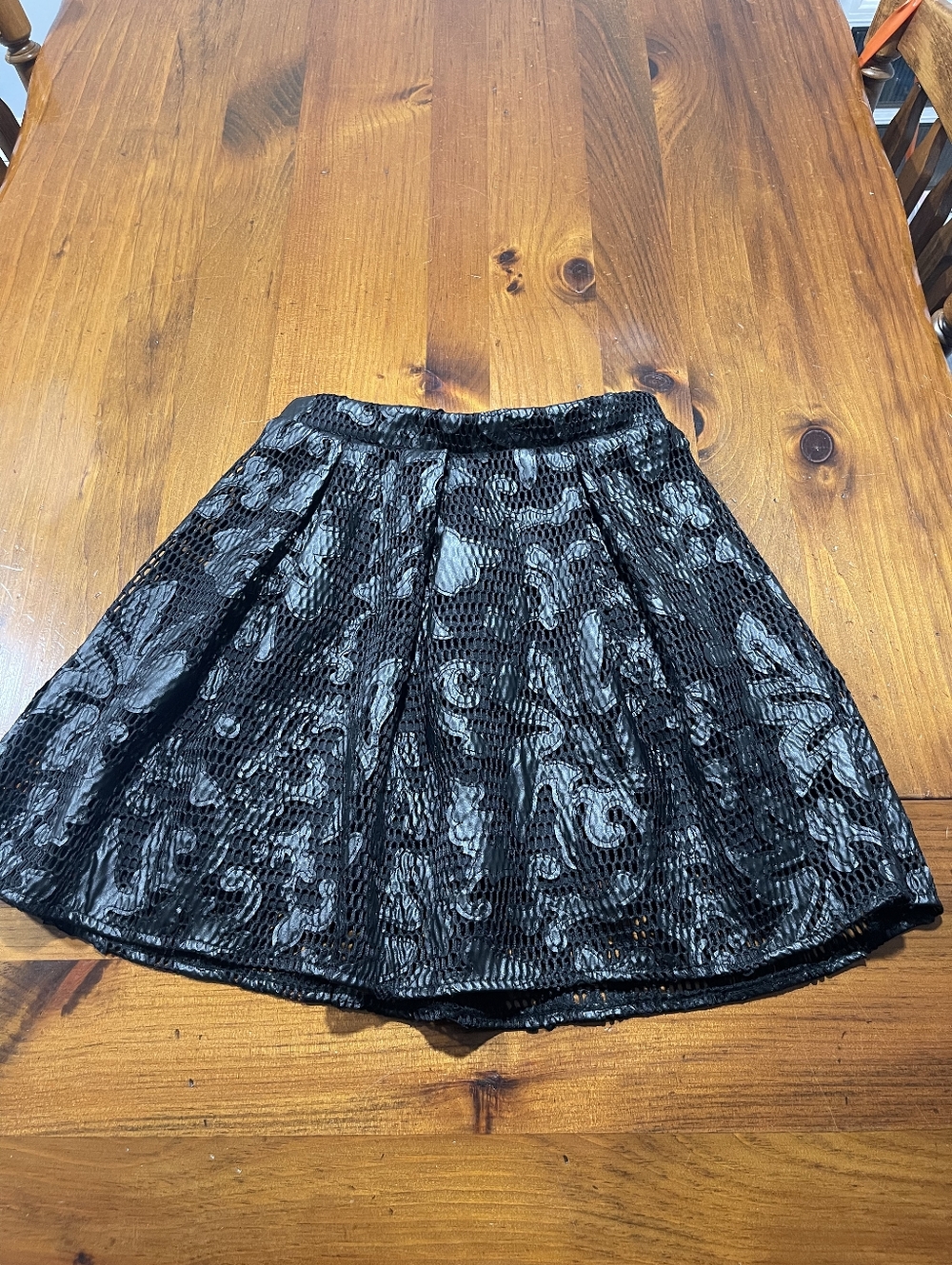 NWT Romeo & Juliet Couture Womens Faux Leather Lace Mini Swing Skirt Size Medium